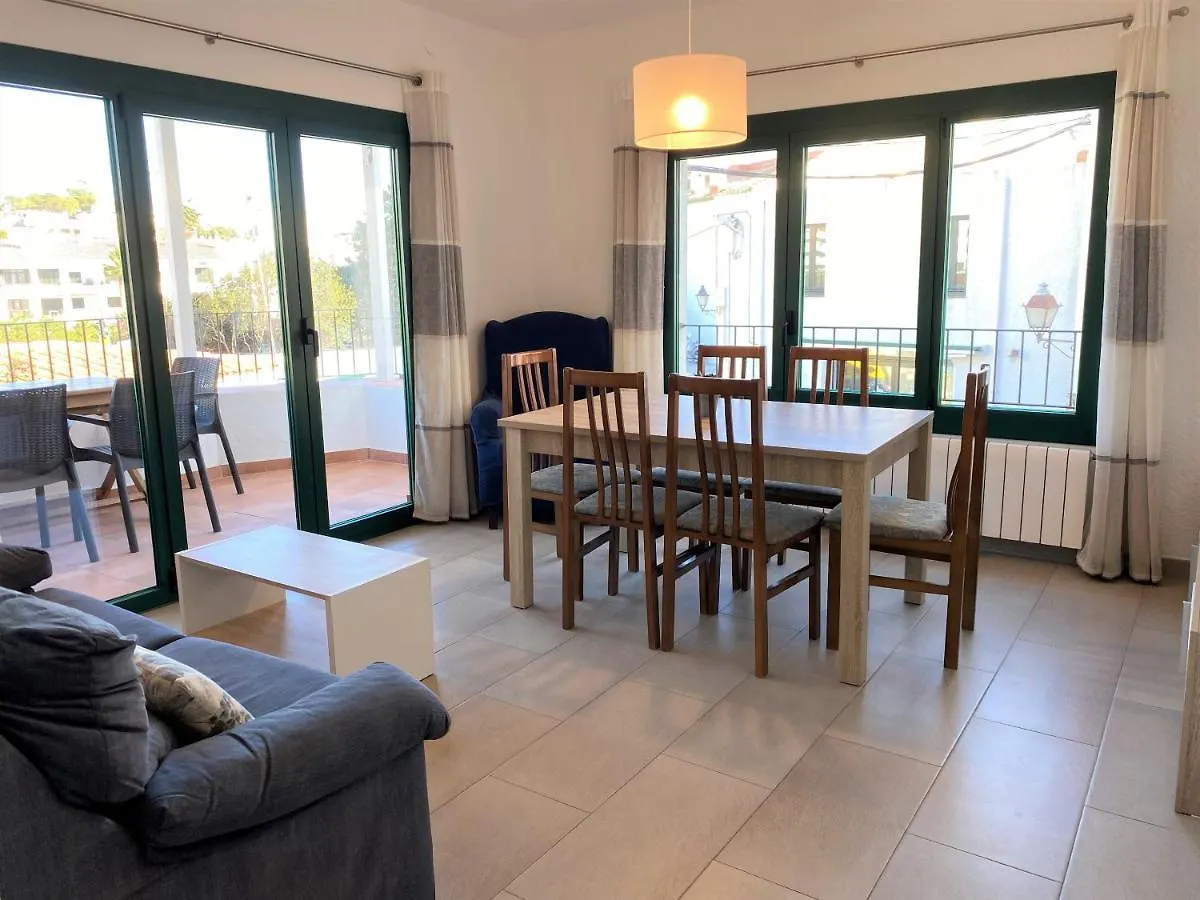 Вилла Trilla - Casa Reformada Con Garaje Y Terraza Кадакес